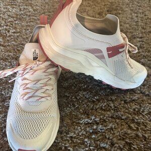 The North Face Women's Vectiv Hypnum Trail Shoes
